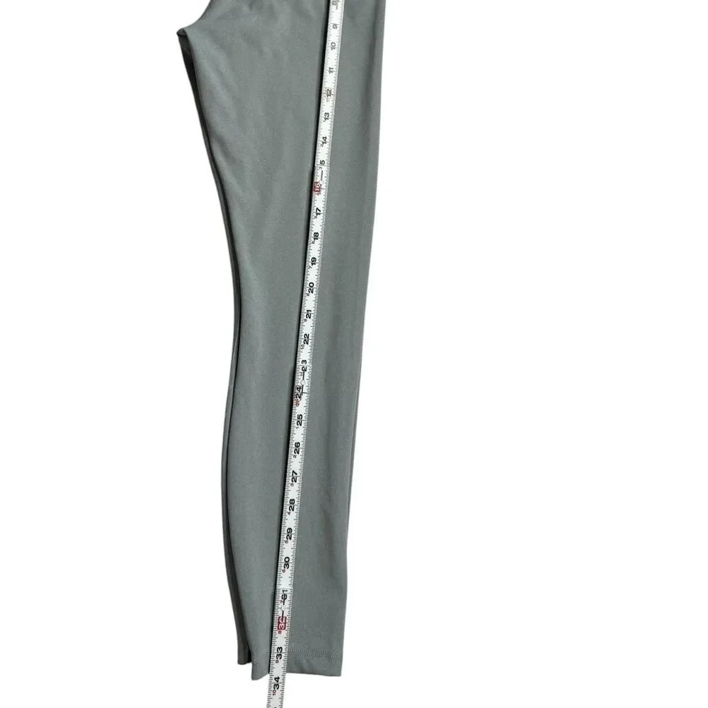 Nike Women's Grey and Green Leggings